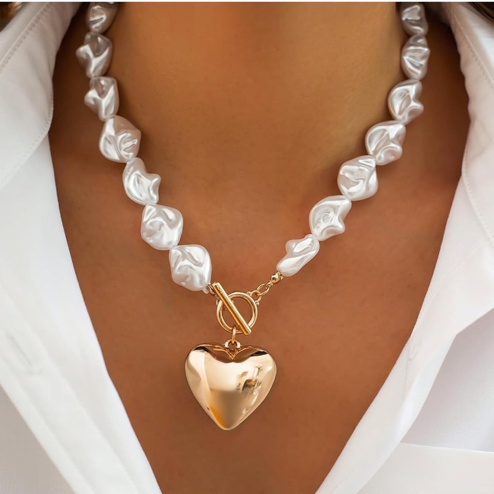 Gold Big Pearls Heart Pendant Necklace Women Baroque Pearl Statement Choker